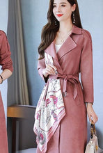 Load image into Gallery viewer, 2020 new spring fashion women clothes LANMREM2020 TURN-down collar scarf patchwork velvet fabric high quality jacket WJ97004
